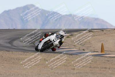 media/Nov-16-2025-Race Pace (Sun) [[8c5fa54630]]/Non Verified Riders (1st 20 Minutes)/6-Turn 12 (2pm)/